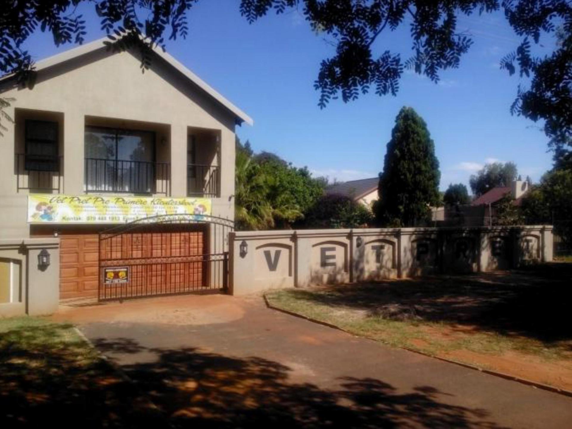 4 Bedroom House for Sale For Sale in Greenhills Home Sell