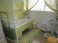 Bathroom 1 - 12 square meters of property in Nigel