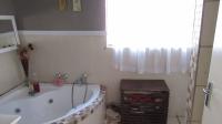 Main Bathroom - 9 square meters of property in Kempton Park