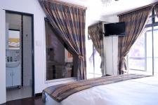 Bed Room 3 - 29 square meters of property in Silver Lakes Golf Estate