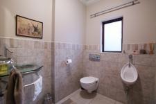 Bathroom 3+ - 9 square meters of property in Boardwalk Manor Estate