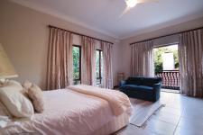 Bed Room 2 - 30 square meters of property in Boardwalk Manor Estate