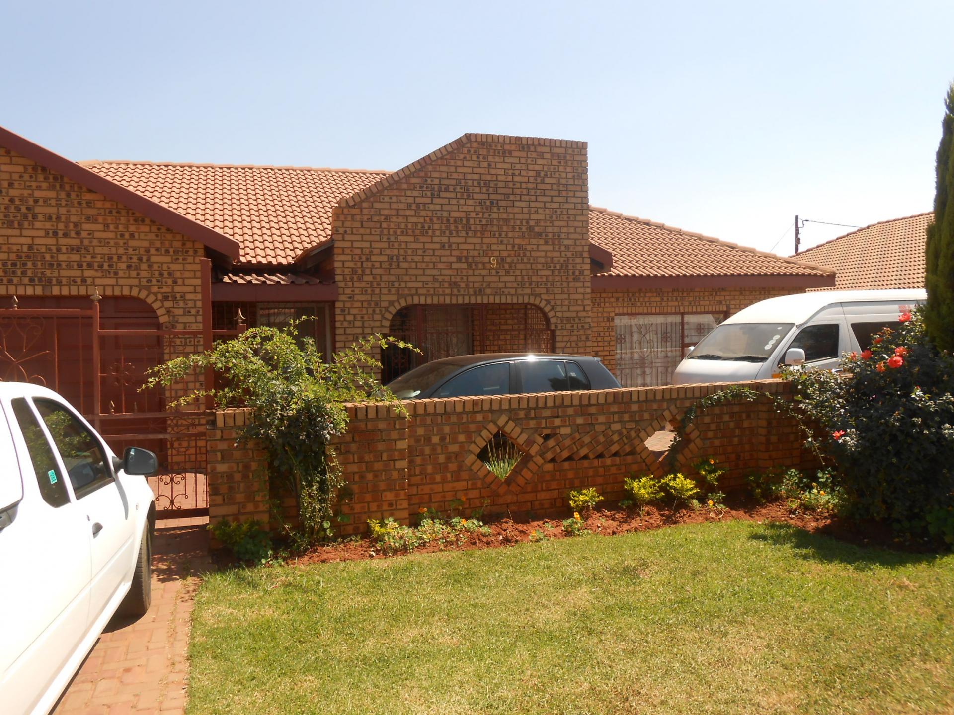 Absa Bank Trust Property House for Sale in Middelburg MP