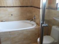 Main Bathroom - 7 square meters of property in Savannah Country Estate
