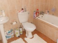 Main Bathroom - 8 square meters of property in Clubview
