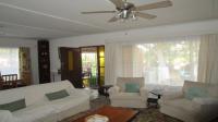 Lounges - 102 square meters of property in Hartbeespoort