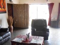 Lounges - 94 square meters of property in Benoni