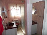 Main Bathroom of property in Belfort