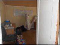 Bed Room 1 - 19 square meters of property in Primrose