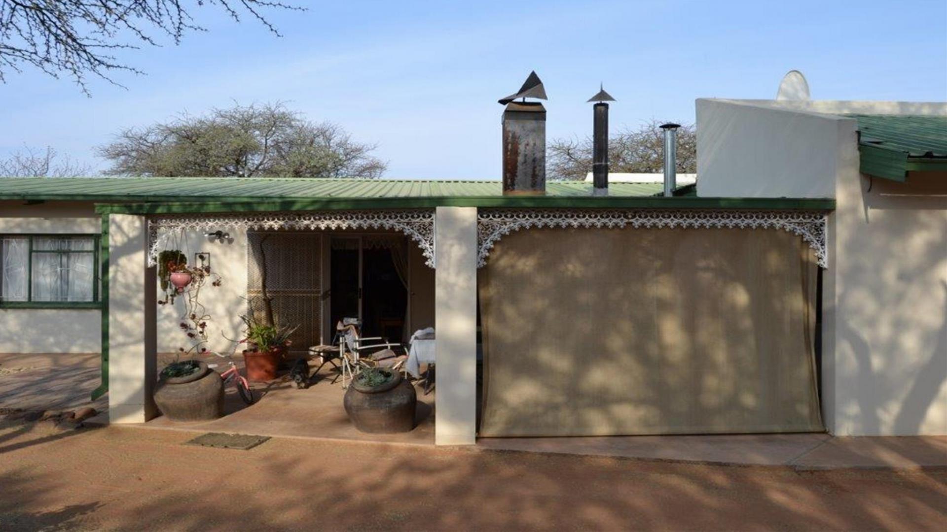4 Bedroom House for Sale For Sale in Olifantshoek Private