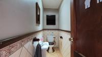 Guest Toilet - 3 square meters of property in Moreletapark