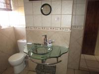 Bathroom 1 - 9 square meters of property in Risiville