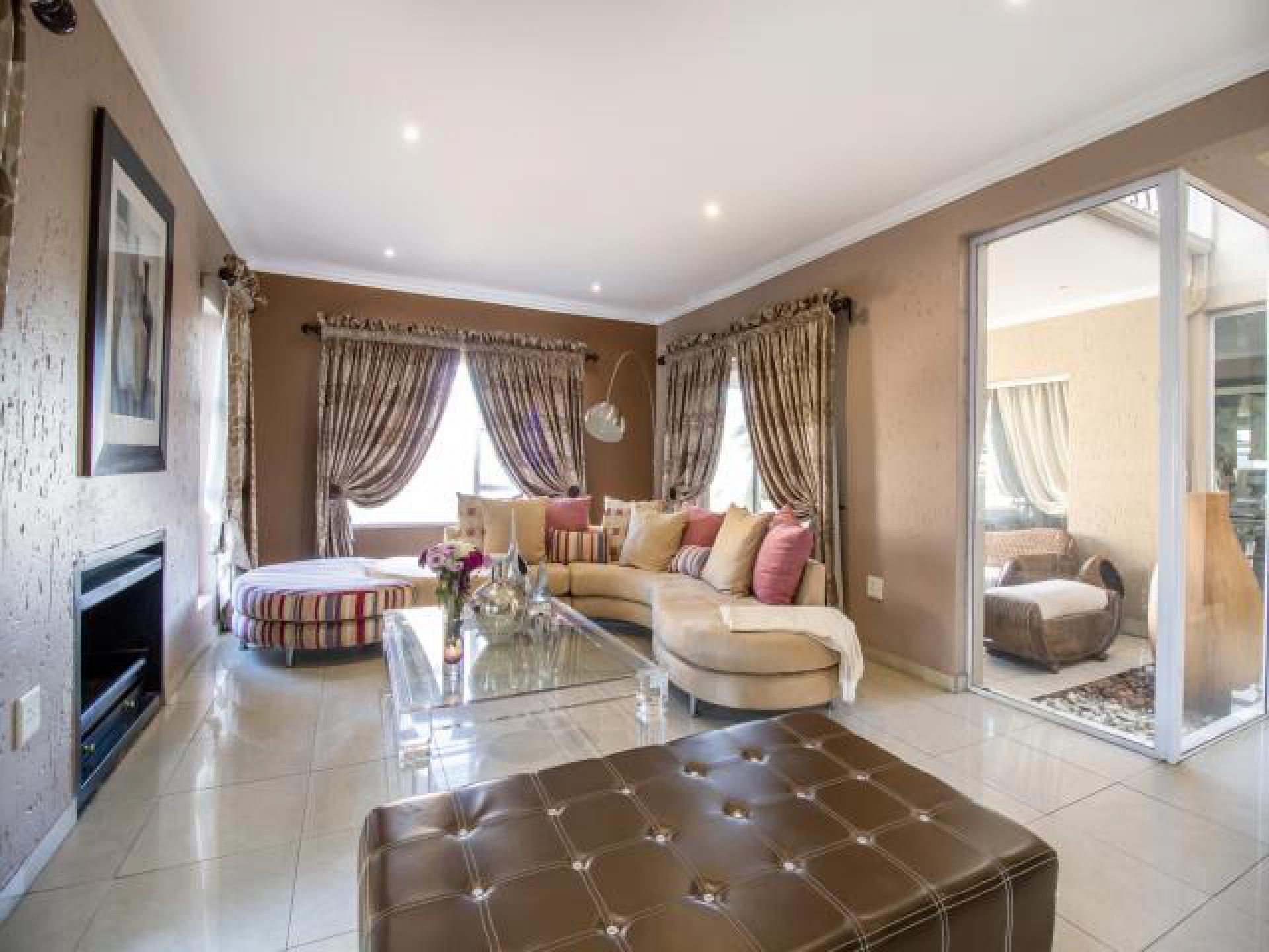 Lounges - 70 square meters of property in Savanna Hills Estate