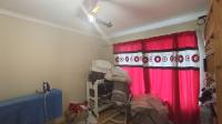 Bed Room 2 - 14 square meters of property in Esther Park