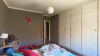 Bed Room 1 - 17 square meters of property in Vaalpark