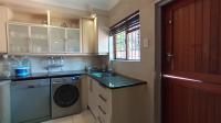 Scullery - 11 square meters of property in Montana Park