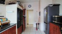 Kitchen - 14 square meters of property in Bramley Park