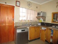 Kitchen - 25 square meters of property in Lenasia South