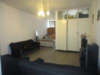 Lounges - 20 square meters of property in Berea - JHB