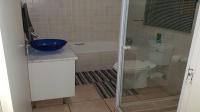Bathroom 1 - 7 square meters of property in Safarituine