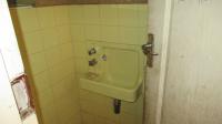 Guest Toilet - 3 square meters of property in Kempton Park