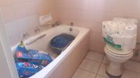 Bathroom 3+ of property in Kelvin