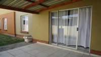 Patio - 8 square meters of property in Waterval East