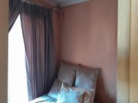 Bed Room 1 of property in Protea Glen