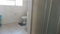 Bathroom 1 - 10 square meters of property in Mackenzie Park