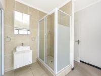 Bathroom 1 - 7 square meters of property in Lone Hill