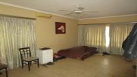 Bed Room 4 - 31 square meters of property in Montclair (Dbn)