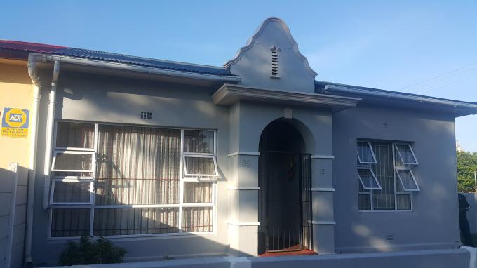 6 Bedroom House for Sale For Sale in Wynberg - CPT - MR318771