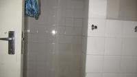 Bathroom 2 - 9 square meters of property in Ermelo