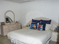 Bed Room 3 - 14 square meters of property in Buccleuch