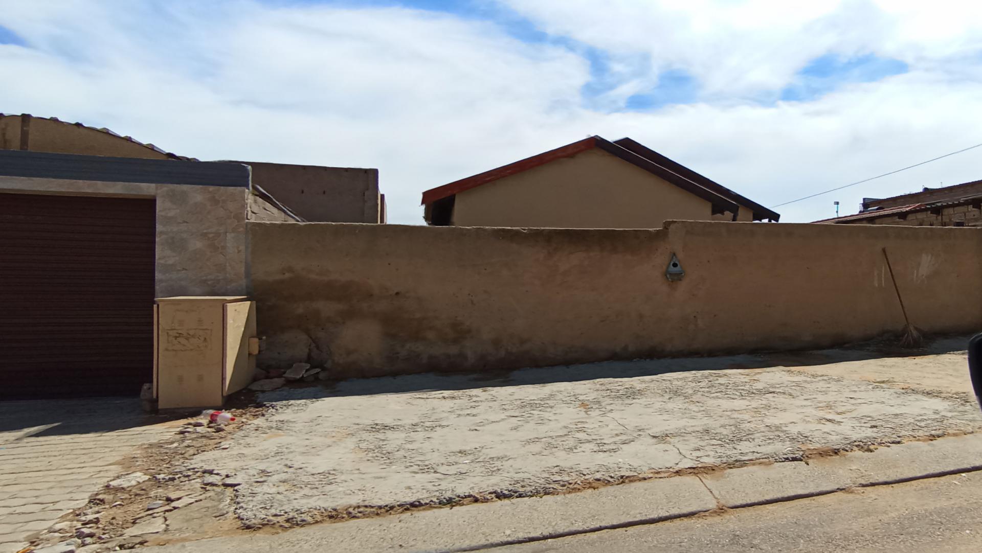 Front View of property in Klipfontein View