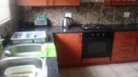 Kitchen - 11 square meters of property in Waterval East