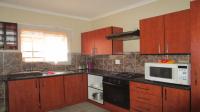 Kitchen - 11 square meters of property in Waterval East