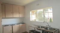 Kitchen - 37 square meters of property in Finsbury