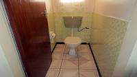 Guest Toilet - 2 square meters of property in Newholme