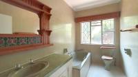 Main Bathroom - 8 square meters of property in Ninapark