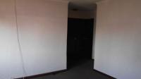 Main Bedroom - 28 square meters of property in Brackendowns
