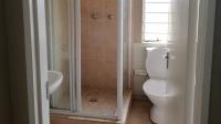 Bathroom 1 - 6 square meters of property in Klippoortjie AH