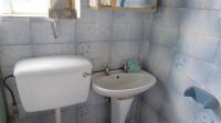 Bathroom 2 - 4 square meters of property in Lenasia South