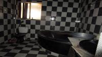 Bathroom 3+ of property in Lenasia South