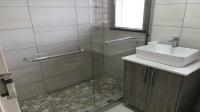 Bathroom 1 - 4 square meters of property in Vorna Valley