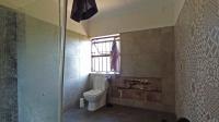 Bathroom 1 - 12 square meters of property in Mnandi AH