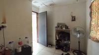 Bed Room 1 - 22 square meters of property in Mnandi AH