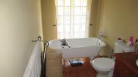Main Bathroom - 10 square meters of property in Ridgeway