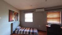 Bed Room 1 - 22 square meters of property in Summerset
