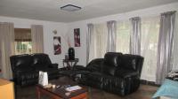 Lounges - 16 square meters of property in Emalahleni (Witbank) 